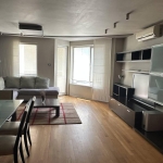 Дава се под наем Тристаен апартамент в Бургас, Център - 100 кв.м за 648.21 € - Снимка #1