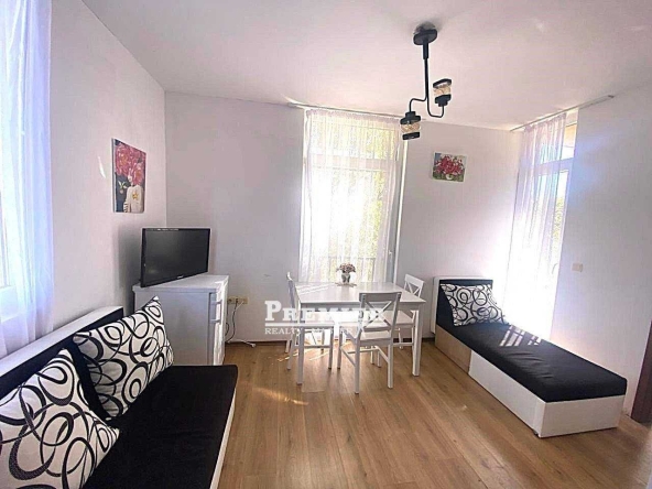 Двустаен апартамент в к.к. Слънчев бряг - 52 кв.м за 603 €/кв.м - Снимка #1