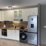 Дава се под наем Двустаен апартамент в Бургас, Възраждане - 82 кв.м за 548.25 € - Снимка #1