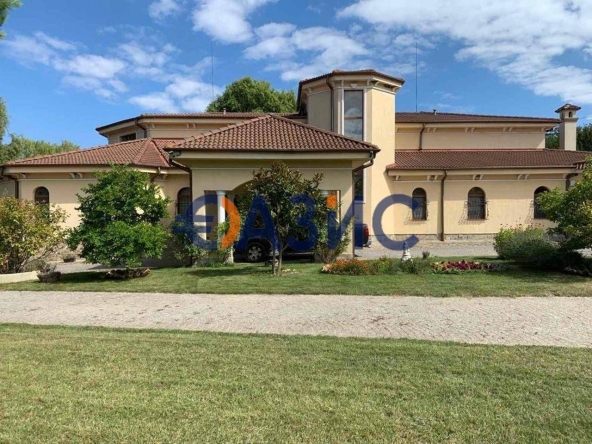 Къща в Варна, Младост 1 - 1900 кв.м за 470 €/кв.м - Снимка #1