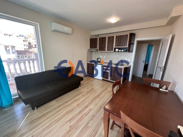 Двустаен апартамент в Свети Влас - 70 кв.м за 846 €/кв.м - Снимка #1