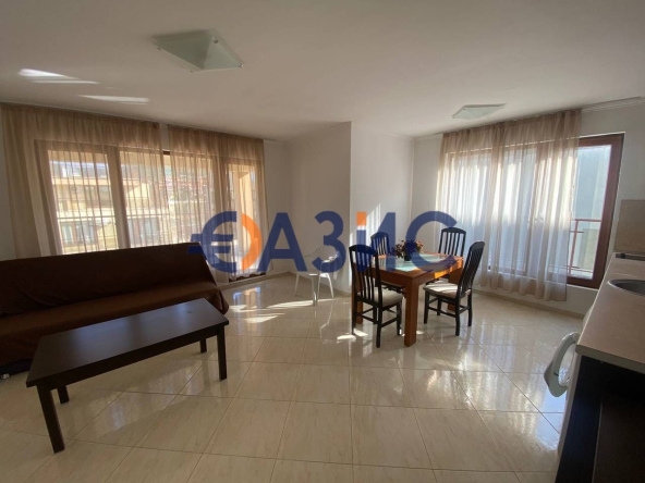 Тристаен апартамент в Свети Влас - 158 кв.м за 529 €/кв.м - Снимка #1