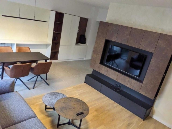 Дава се под наем Двустаен апартамент в Бургас, Зорница - 68 кв.м за 204 € - Снимка #1