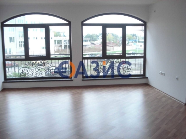 Тристаен апартамент в к.к. Слънчев бряг - 92 кв.м за 699 €/кв.м - Снимка #1