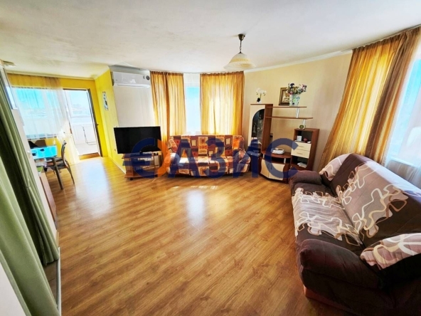 Двустаен апартамент в к.к. Слънчев бряг - 87 кв.м за 501 €/кв.м - Снимка #1