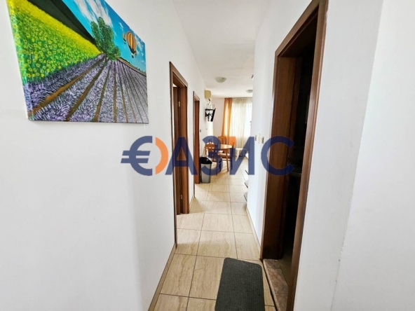 Тристаен апартамент в к.к. Слънчев бряг - 71 кв.м за 521 €/кв.м - Снимка #1