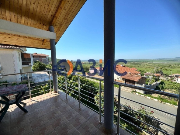 Къща в с. Кошарица, Област Бургас - 272 кв.м за 469 €/кв.м - Снимка #1