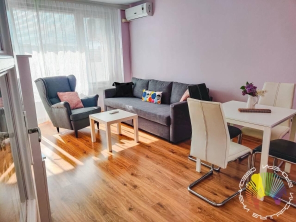 Дава се под наем Двустаен апартамент в Бургас, Лазур - 65 кв.м за 408 € - Снимка #1