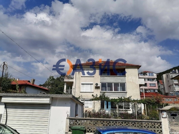 Къща в Свети Влас - 252 кв.м за 789 €/кв.м - Снимка #1