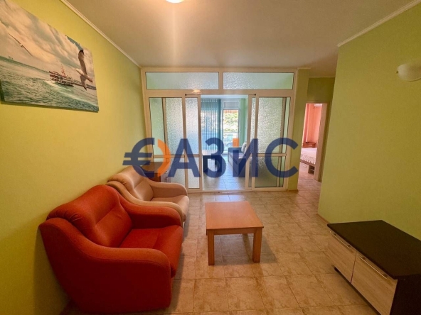 Четиристаен апартамент в к.к. Слънчев бряг - 75 кв.м за 578 €/кв.м - Снимка #1