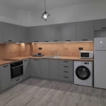 Дава се под наем Двустаен апартамент в Пловдив, Тракия - 78 кв.м за 348.84 € - Снимка #1