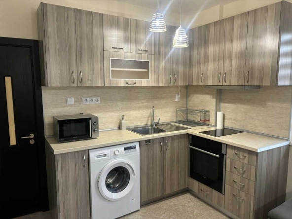 Дава се под наем Двустаен апартамент в Пловдив, Тракия - 65 кв.м за 298.86 € - Снимка #1