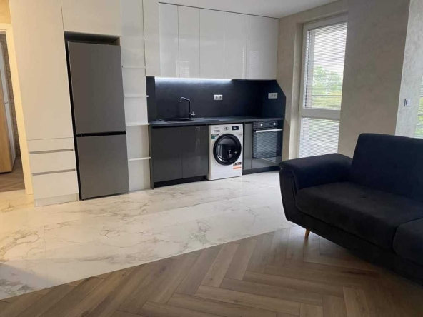 Дава се под наем Двустаен апартамент в Пловдив, Каменица 2 - 65 кв.м за 323.85 € - Снимка #1