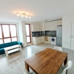 Дава се под наем Тристаен апартамент в Пловдив, Южен - 100 кв.м за 398.82 € - Снимка #1