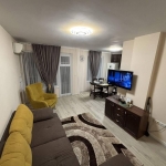 Дава се под наем Двустаен апартамент в Бургас, Център - 65 кв.м за 698.19 € - Снимка #1