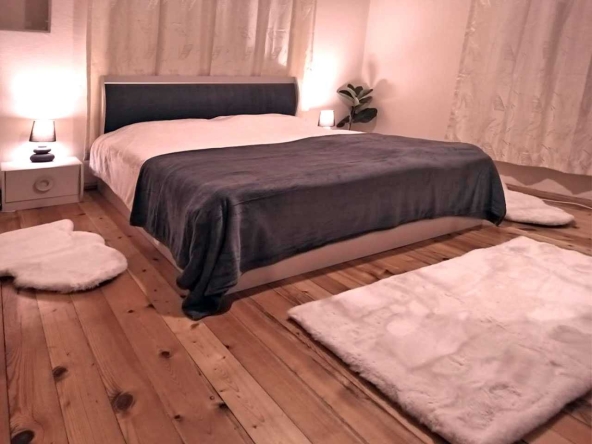 Дава се под наем Етаж от къща в Велинград - 100 кв.м за 331.5 € - Снимка #1