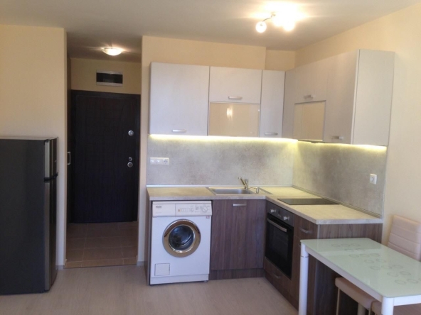 Дава се под наем Едностаен апартамент в София, Студентски град - 40 кв.м за 518.67 € - Снимка #1