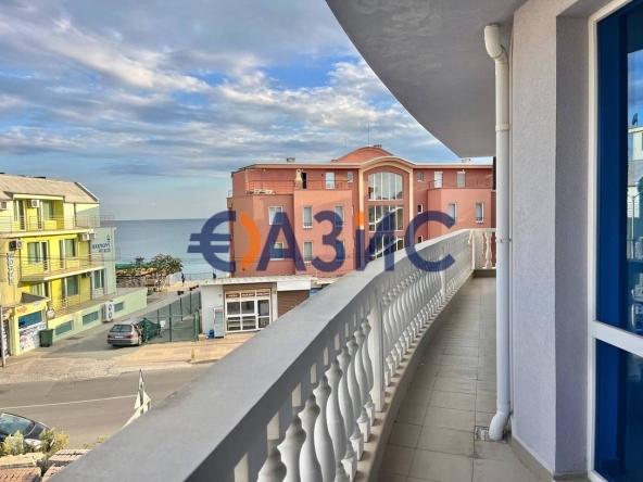 Двустаен апартамент в Несебър - 58 кв.м за 845 €/кв.м - Снимка #1