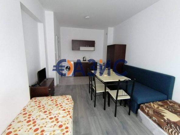 Двустаен апартамент в Поморие - 59 кв.м за 683 €/кв.м - Снимка #1