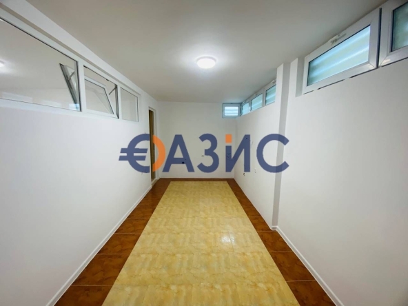 Двустаен апартамент в к.к. Слънчев бряг - 37 кв.м за 579 €/кв.м - Снимка #1