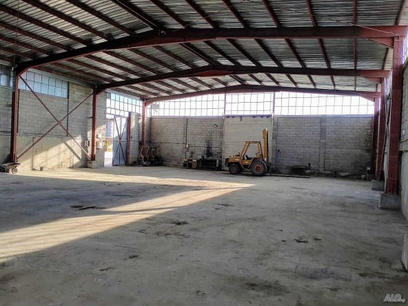 Дава се под наем Склад в с. Цалапица, Област Пловдив - 600 кв.м за 997.05 € - Снимка #1