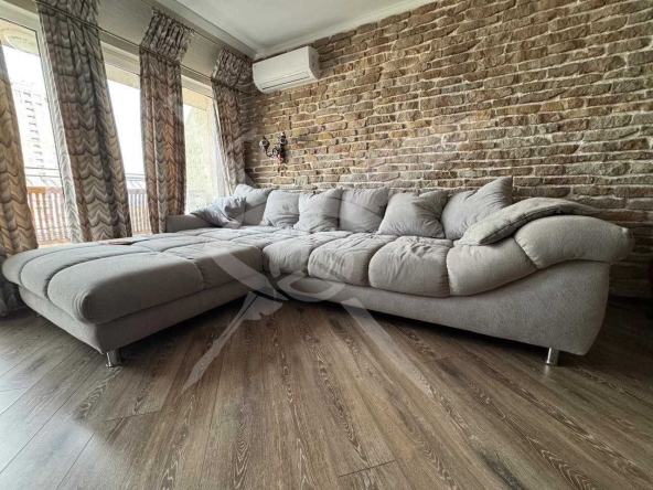 Тристаен апартамент в Бургас, Зорница - 118 кв.м за 1599 €/кв.м - Снимка #1
