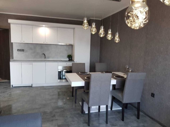 Двустаен апартамент в Пловдив, Младежки Хълм - 60 кв.м за 1148 €/кв.м - Снимка #1