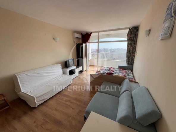 Едностаен апартамент в Бургас, Център - 42 кв.м за 485 €/кв.м - Снимка #1
