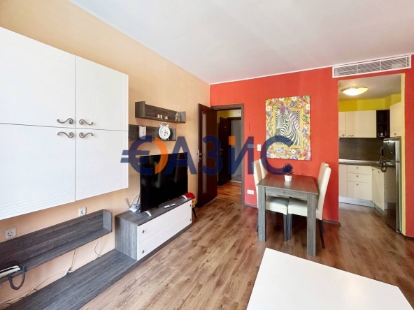 Тристаен апартамент в к.к. Слънчев бряг - 128 кв.м за 598 €/кв.м - Снимка #1