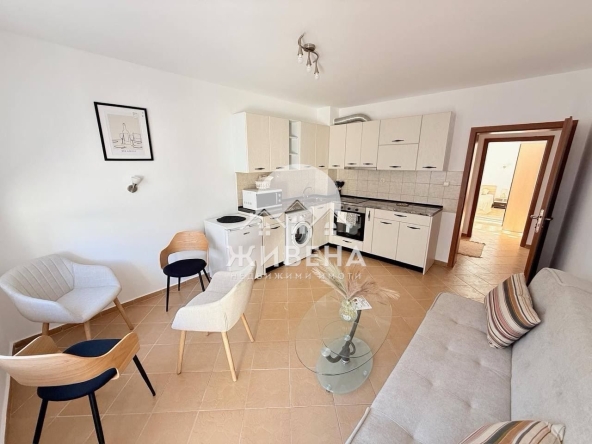 Тристаен апартамент в к.к. Слънчев бряг - 84 кв.м за 583 €/кв.м - Снимка #1