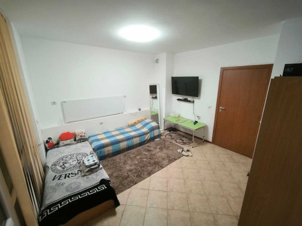 Двустаен апартамент в с. Божурец, Област Добрич - 50 кв.м за 357 €/кв.м - Снимка #1