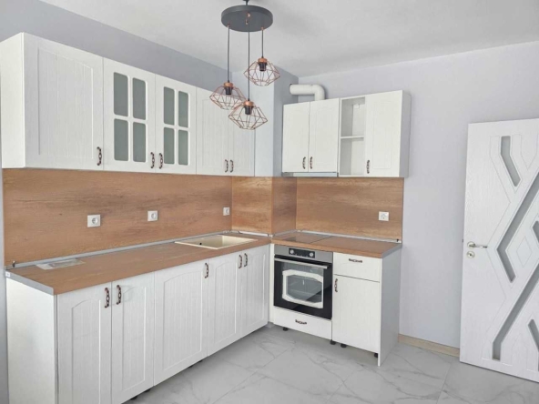 Двустаен апартамент в Пловдив, Гагарин - 72 кв.м за 832 €/кв.м - Снимка #1