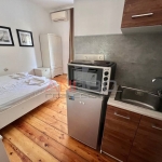 Дава се под наем Едностаен апартамент в Варна, Център - 30 кв.м за 373.83 € - Снимка #1