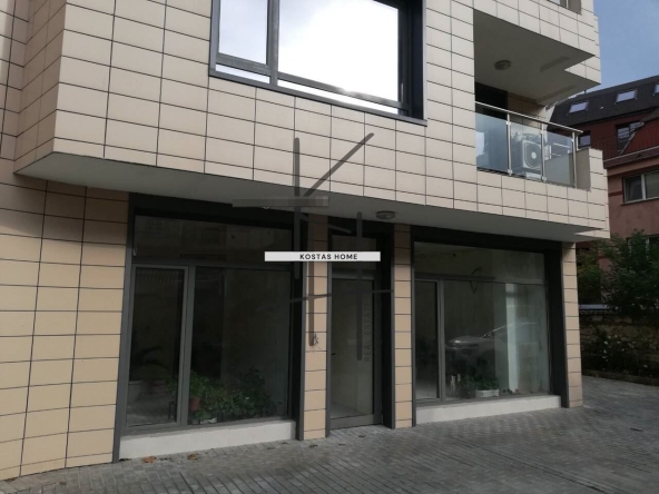 Офис в Варна, Център - 70 кв.м за 2332 €/кв.м - Снимка #1