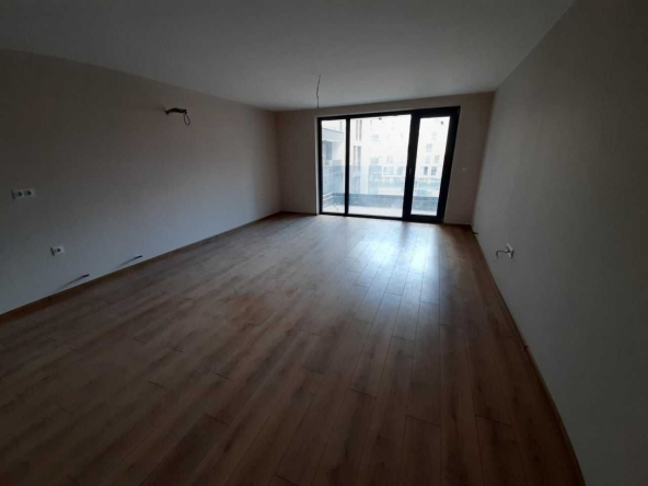 Тристаен апартамент в Пловдив, Христо Смирненски - 103 кв.м за 884 €/кв.м - Снимка #1
