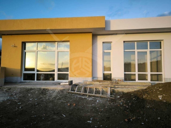 Къща в с. Черни връх, Област Бургас - 130 кв.м за 498 €/кв.м - Снимка #1