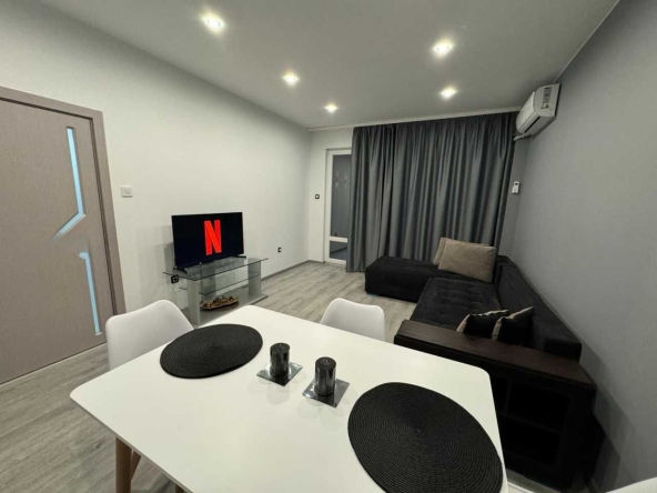 Дава се под наем Двустаен апартамент в Пловдив, Тракия - 55 кв.м за 498.27 € - Снимка #1