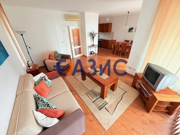 Четиристаен апартамент в с. Кошарица, Област Бургас - 133 кв.м за 411 €/кв.м - Снимка #1