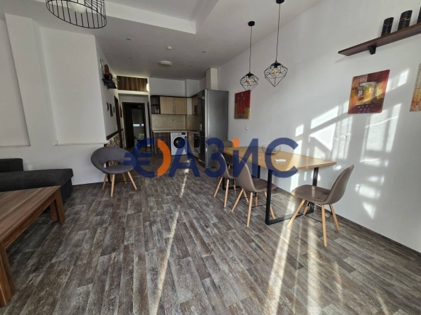Двустаен апартамент в Несебър - 77 кв.м за 716 €/кв.м - Снимка #1