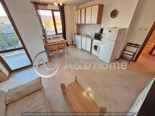 Тристаен апартамент в к.к. Слънчев бряг - 77 кв.м за 586 €/кв.м - Снимка #1