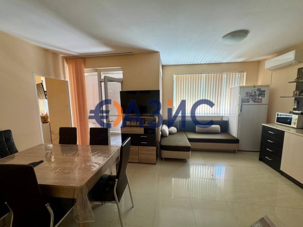 Тристаен апартамент в Несебър - 76 кв.м за 1007 €/кв.м - Снимка #1