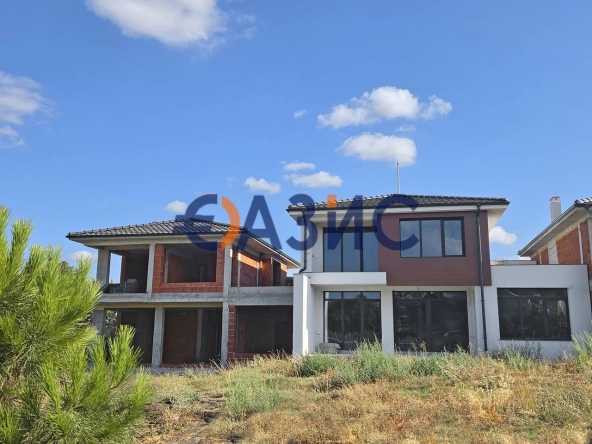 Къща в Бургас, Сарафово - 254 кв.м за 601 €/кв.м - Снимка #1