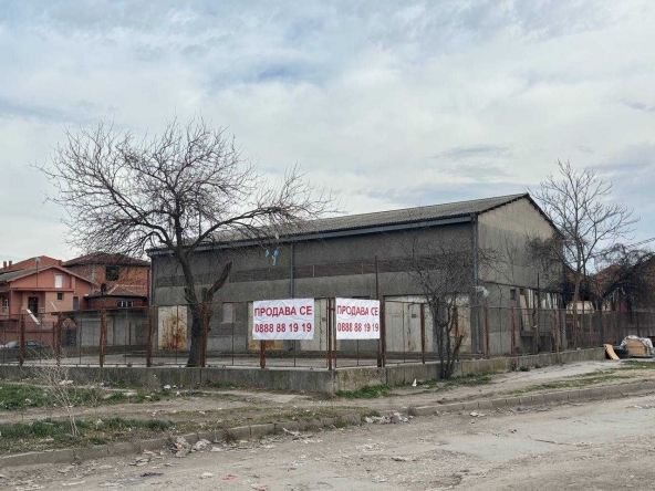 Парцел в Пловдив, Индустриална зона - Север - 1044 кв.м за 176 €/кв.м - Снимка #1
