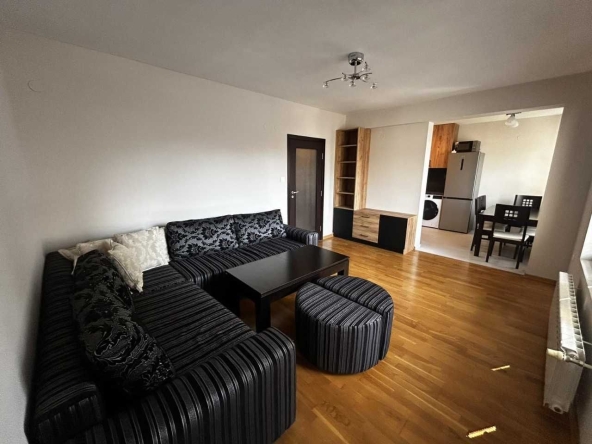 Дава се под наем Четиристаен апартамент в София, Иван Вазов - 136 кв.м за 1396.38 € - Снимка #1