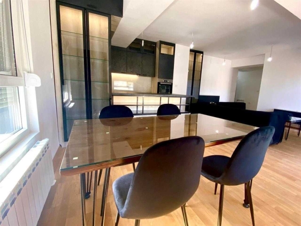 Дава се под наем Двустаен апартамент в София, Младост 4 - 70 кв.м за 459 € - Снимка #1