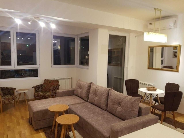 Дава се под наем Двустаен апартамент в София, Обеля 2 - 67 кв.м за 459 € - Снимка #1