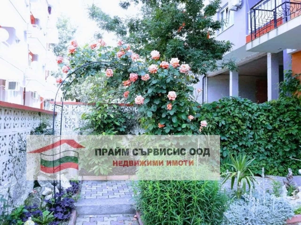 Двустаен апартамент в Приморско - 67 кв.м за 1028 €/кв.м - Снимка #1