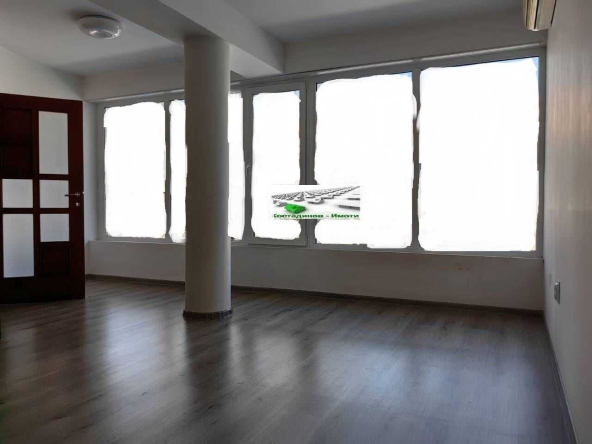 Дава се под наем Офис в Пловдив, Кършияка - 100 кв.м за 1018.98 € - Снимка #1