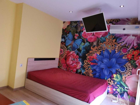 Дава се под наем Едностаен апартамент в София, Лозенец - 40 кв.м за 298.86 € - Снимка #1
