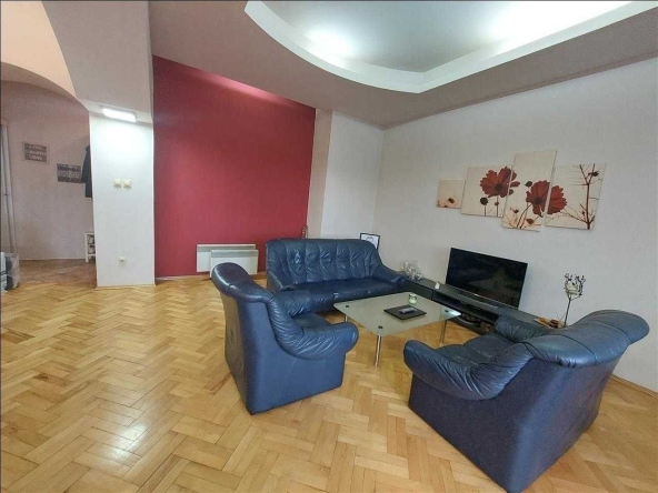 Дава се под наем Двустаен апартамент в София, Зона Б-18 - 55 кв.м за 459 € - Снимка #1